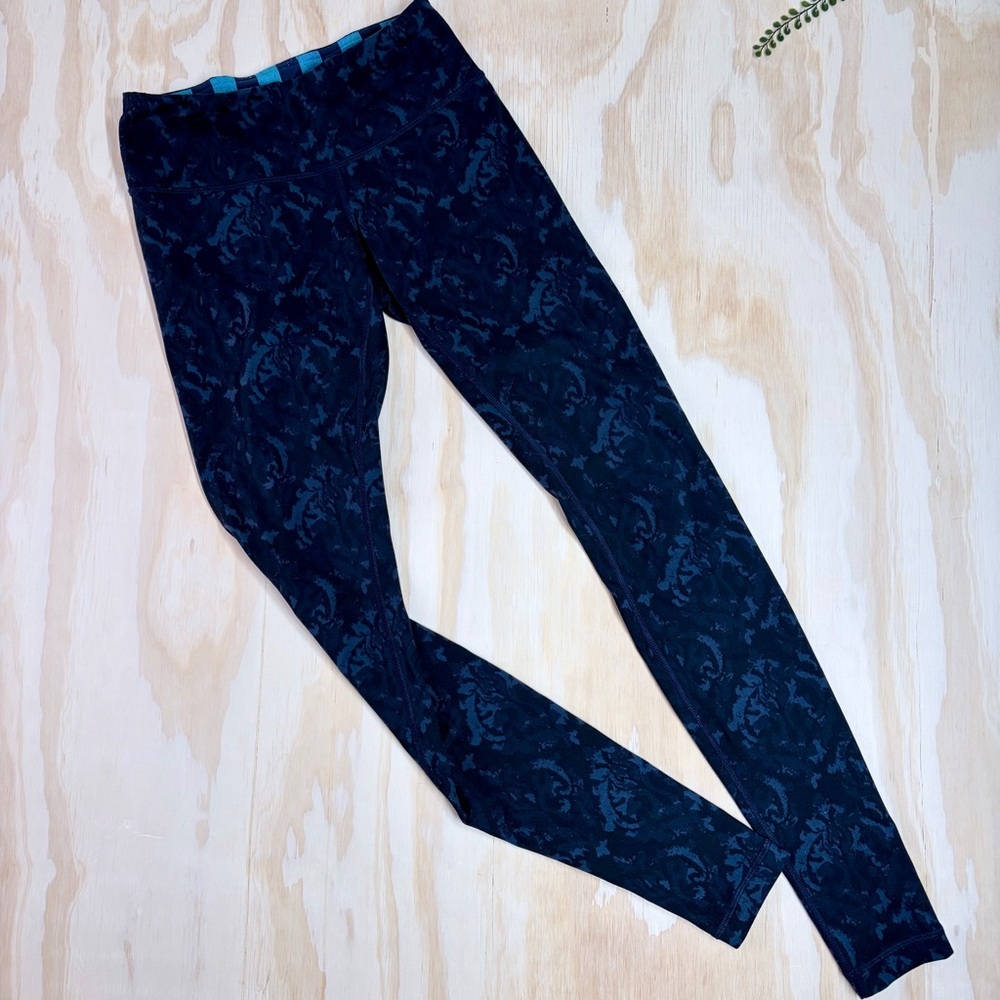 Lululemon 28" Wunder Under Roll Down Baroque Inkwell 4